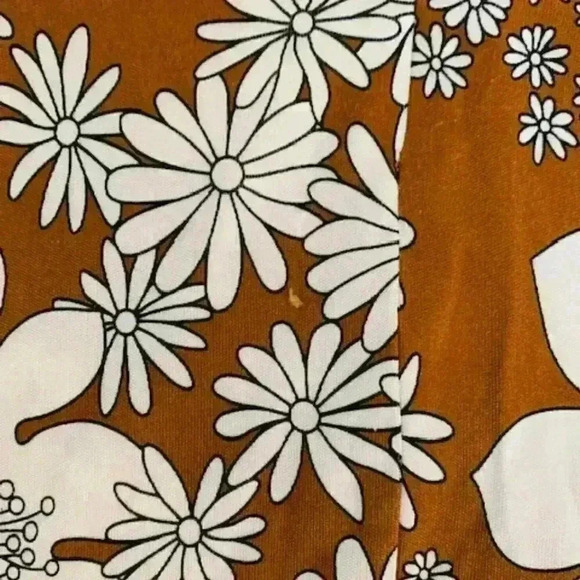 Trina Turk Daisy Top - Picture 3 of 7